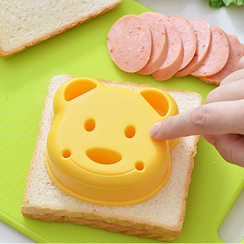 2pcs Sandwich Mould Bear Cat R - Bunny Cake Mold ulasan dan harga